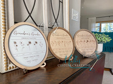 Load image into Gallery viewer, Mother's Day Birth Month Flower Family Sign, personalized, Round | Grandma's Garden | Mom's Garden | 1-6 Names and Birthdates